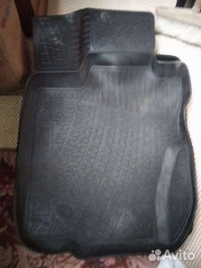 Коврики оригинал резиновые Рено Дастер