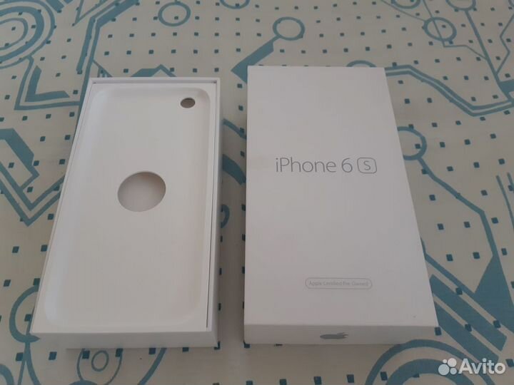 Коробка от iPhone 6S 16 Гб