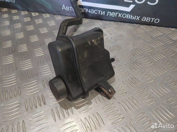 Бачок гур Mitsubishi Space Star 1.6 1998-2004