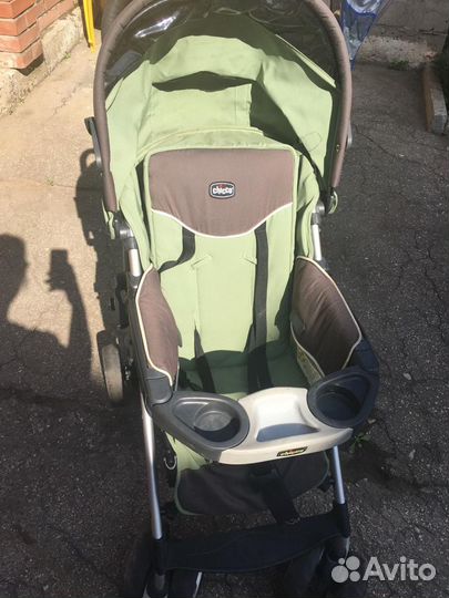 Коляска прогулочная Chicco