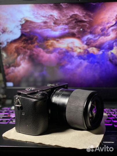 Sony a 6400 + sigma 30mm f1/4 + sony 16-50