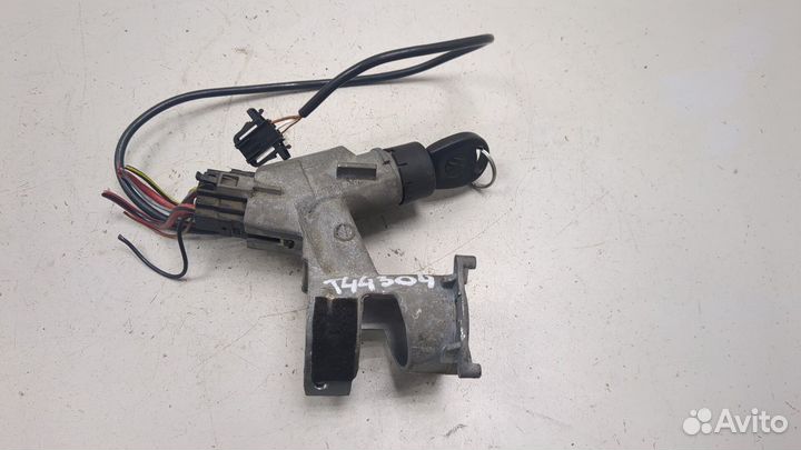 Замок зажигания Volkswagen Transporter 4, 2000