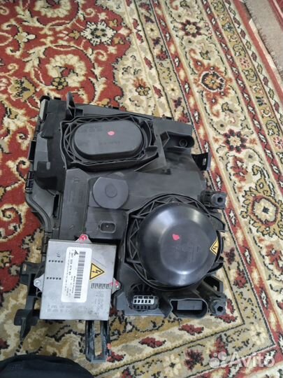 Продам фару переднюю правую Лэнд Ровер L322