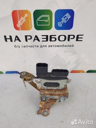 Блок управления форсунками Lexus Lx570 3 3UR-FE