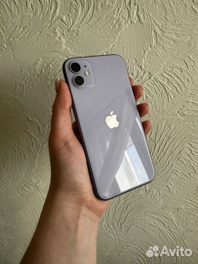 iPhone 11, 64 ГБ