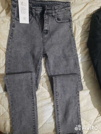 Джинсы 28 размер новые