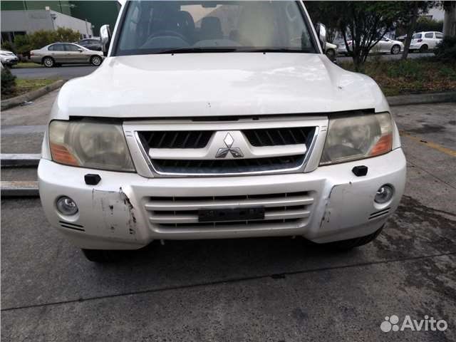 Разбор на запчасти Mitsubishi Pajero / Montero