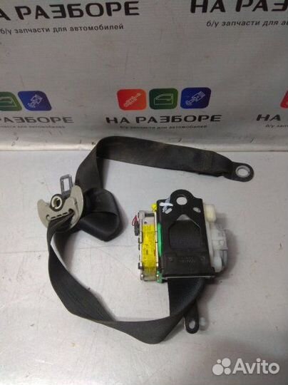 Ремень безопасности Toyota Corolla E150