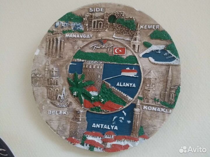 Тарелка настенная декоративная