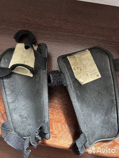 Щитки футбольные детские kipsta