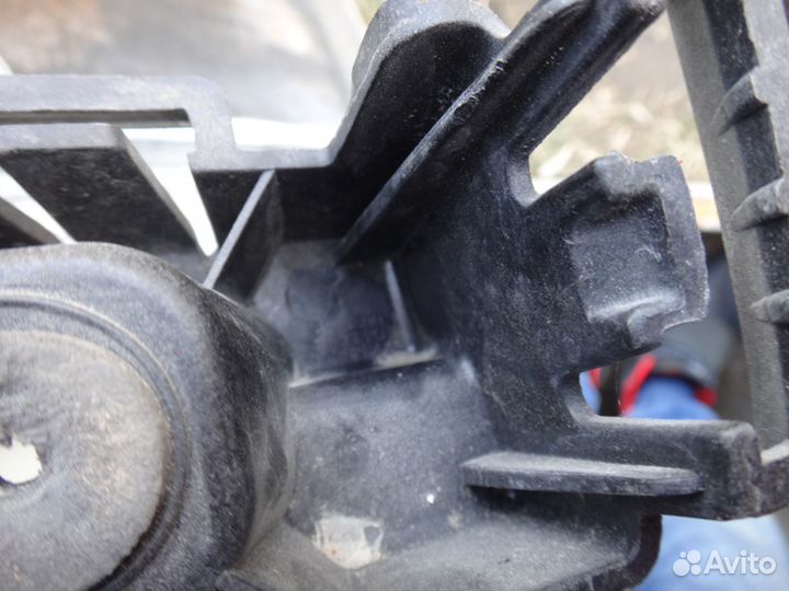 Круз крепление заднего бампера Правое Cruze 09-16