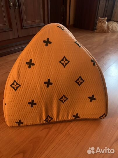 Домик лежанка для котов
