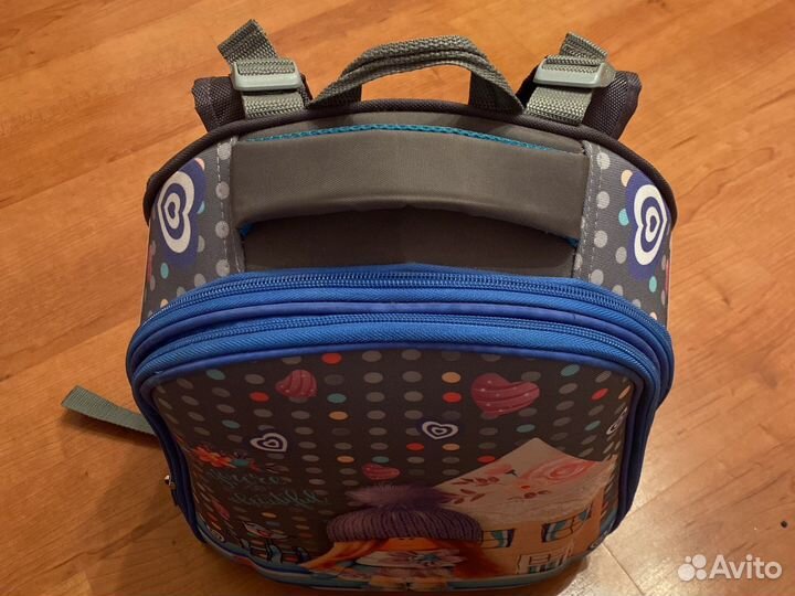 Портфель школьный