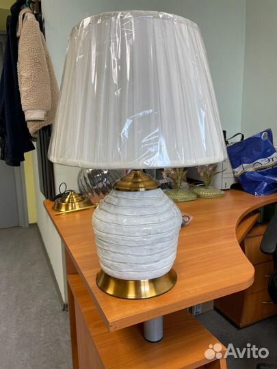 Керамическая лампа ручной работы