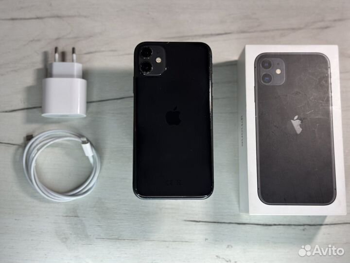 iPhone 11, 64 ГБ
