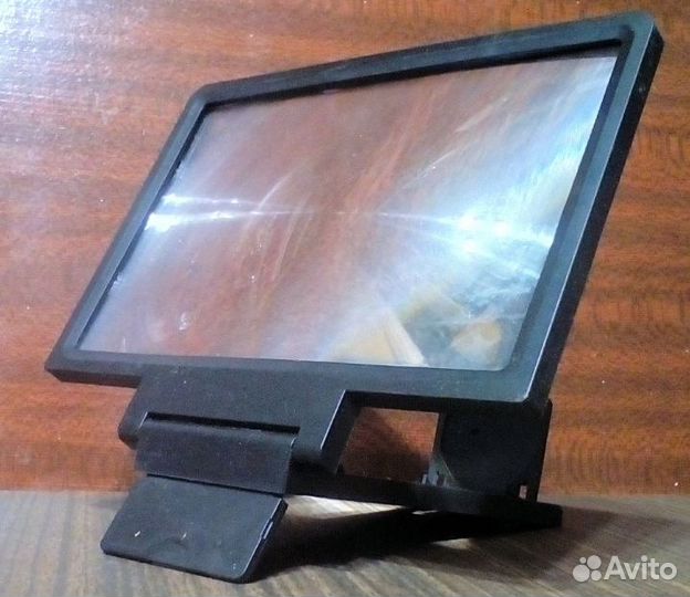 Проектор (увеличитель изображения) смартфона