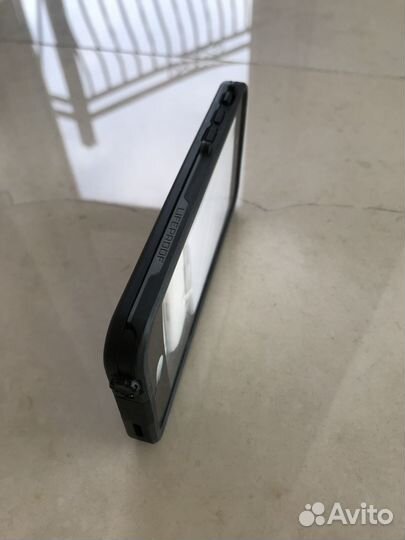 Водонепроницаемый чехол для телефона