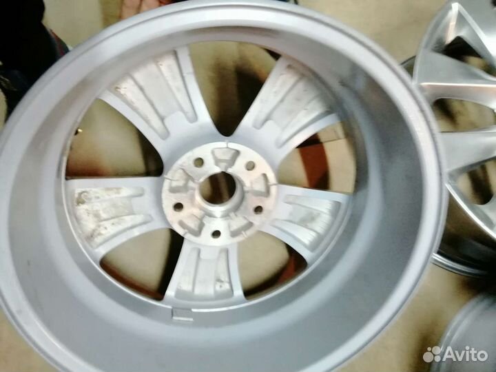 17 оригинальные диски KIA поштучно