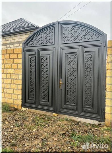 Кованые ворота