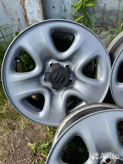 Диски оригинал Suzuki Grand Vitara R16