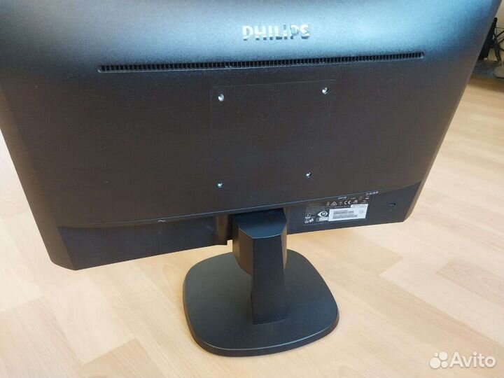 Монитор philips 223v7q