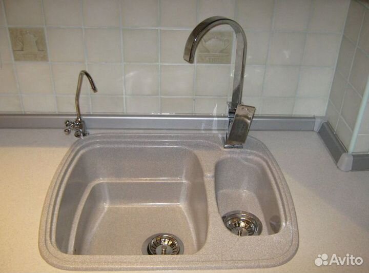 Сантехник. Установка раковины, унитаза Химки