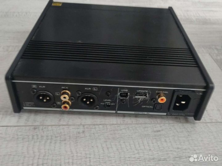 Внешний цап / DAC teac UD 301 220В