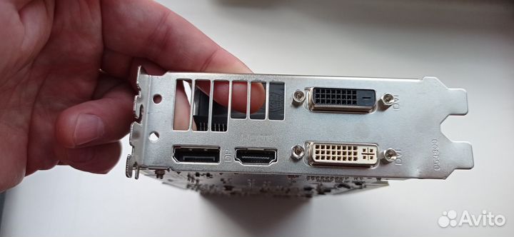 Видеокарта R9 270X 4гб