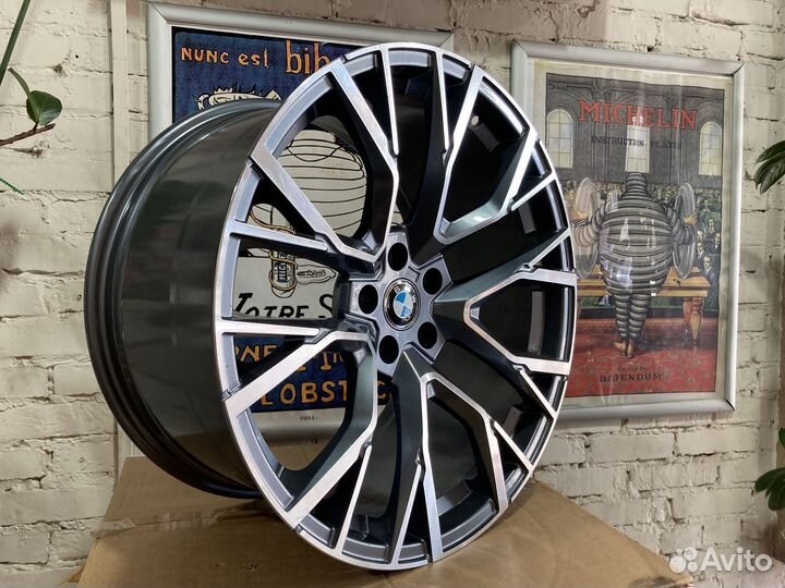 Диски на BMW X5 X6 G05 G06 R20 809 стиль