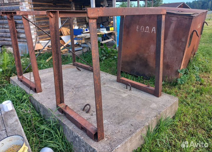 Бак для воды металлический 6 кубов