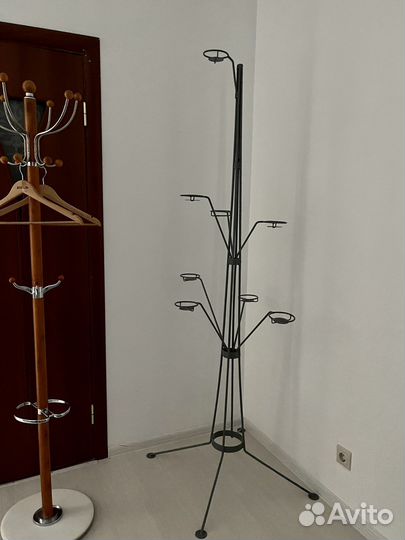 Подставка для цветов напольная металлическая