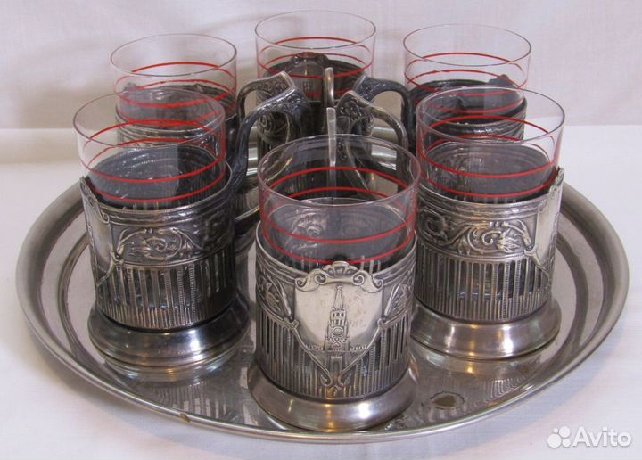 Набор подстаканников на подносе 