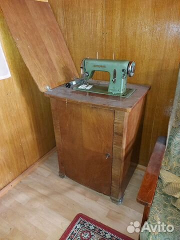 Швейная машинка altenburg