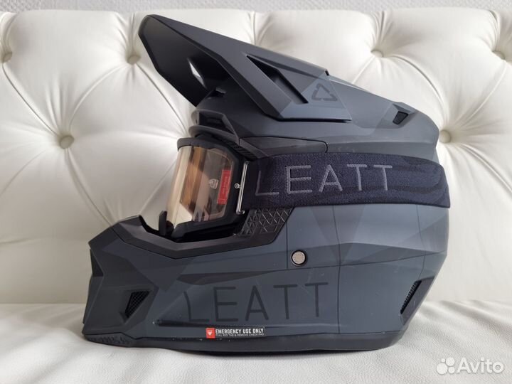 Серый Шлем Leatt Moto 7.5 Helmet Kit Stealth v02