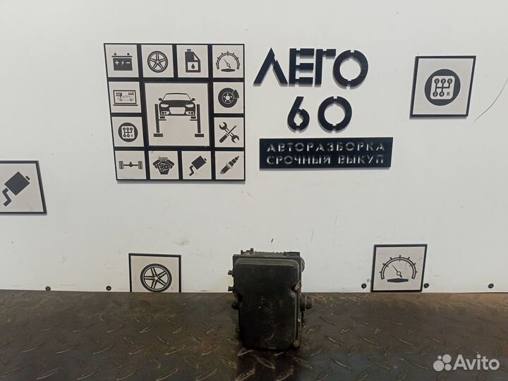 Блок ABS (насос) для Nissan Tiida C11