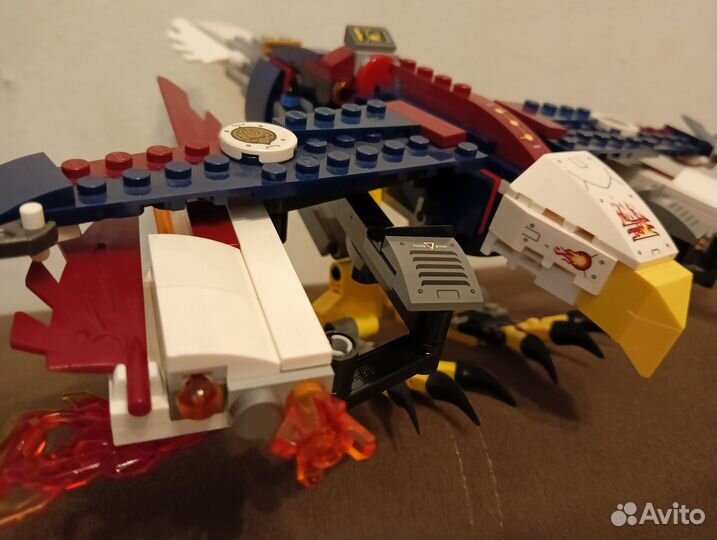 Lego Chima Eris' Fire Eagle Flyer - 70142