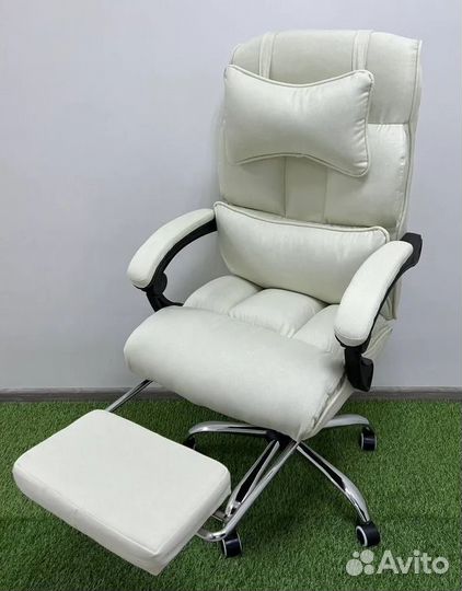 Компьютерное игровое (геймерское) кресло. Новые