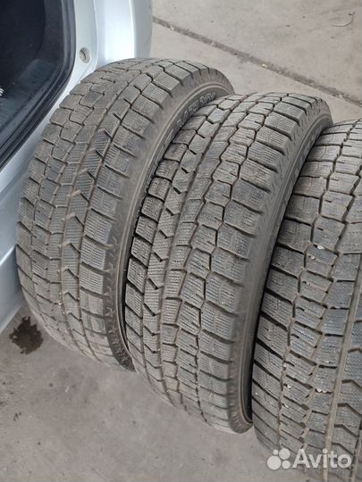 Dunlop Winter Maxx WM02 215/65 R16