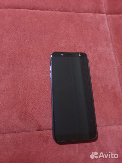 Samsung Galaxy A6, 4/32 ГБ
