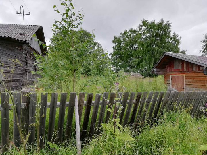 Дом 21,9 м² на участке 10,65 га