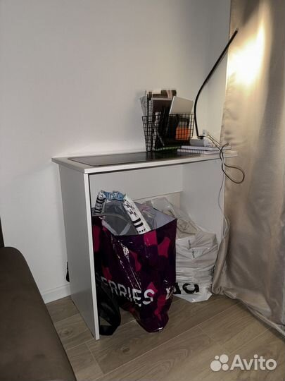 Письменный стол