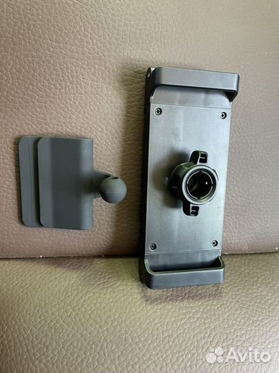 Держатель планшета для volvo