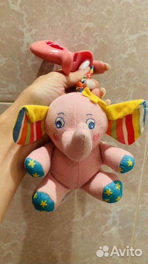 Игрушка подвеска tiny love слоненок