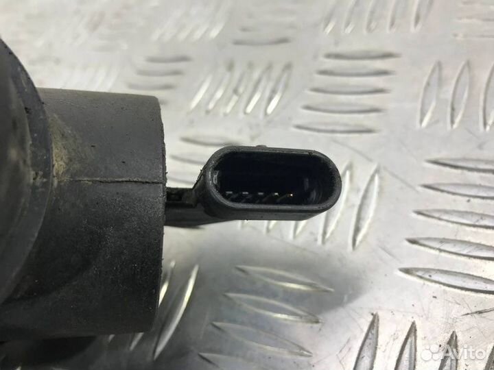 Датчик массового расхода воздуха Opel Astra Gtc H