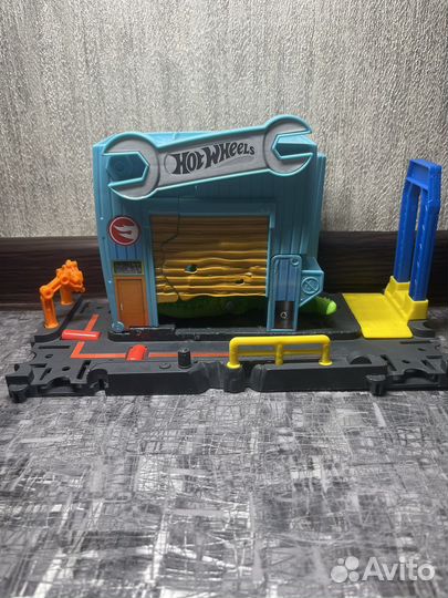 Трек хот вилс крокодил