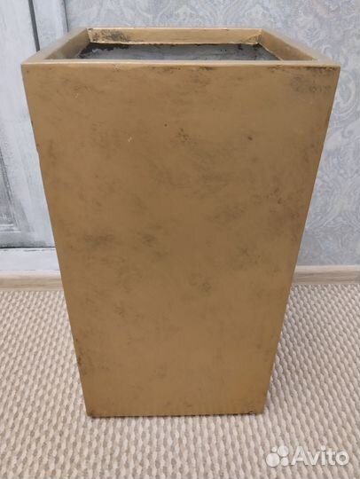 Кашпо для цветов