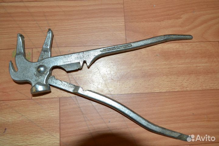 Клещи-молоток