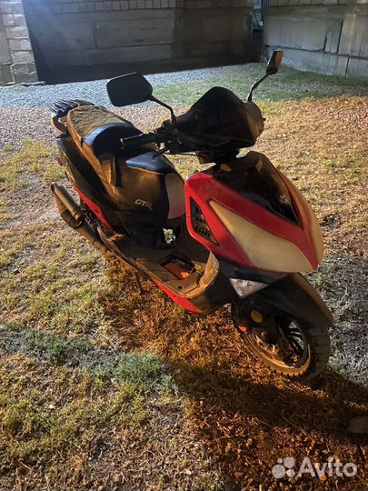 Скутер в хорошем состоянии