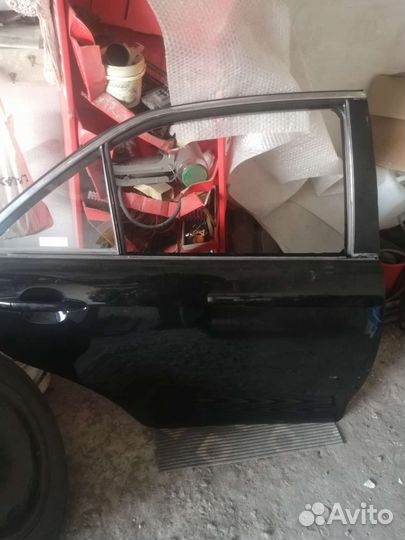 Дверь задняя правая тойота камри 40