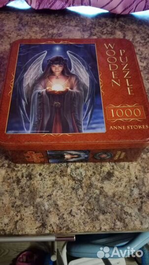 Пазлы 1000 деталей, металлическая коробка